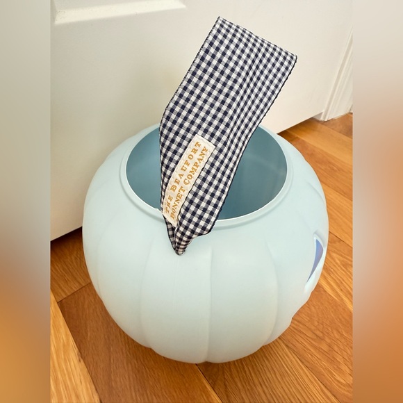 The Beaufort Bonnet Company Sir Propers Pumpkin Pail - Picture 2 of 3